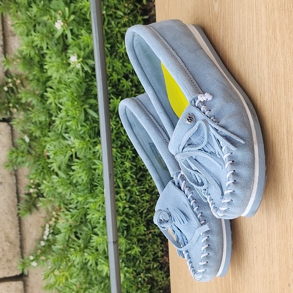 Minnetonka Shoes - Minnetonka light blue suede moccasins size 7